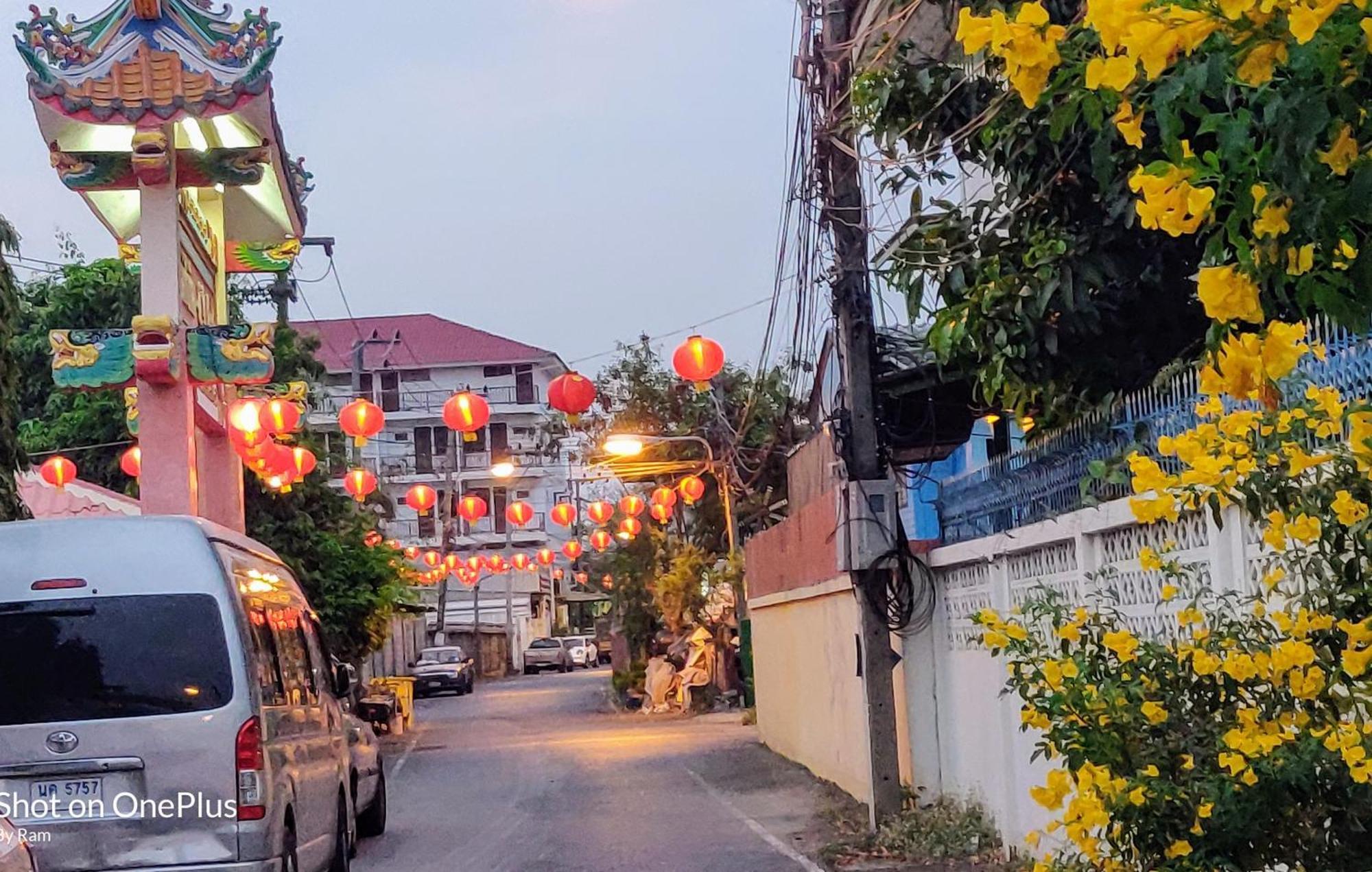 V House Hotel Phra Nakhon Si Ayutthaya Luaran gambar