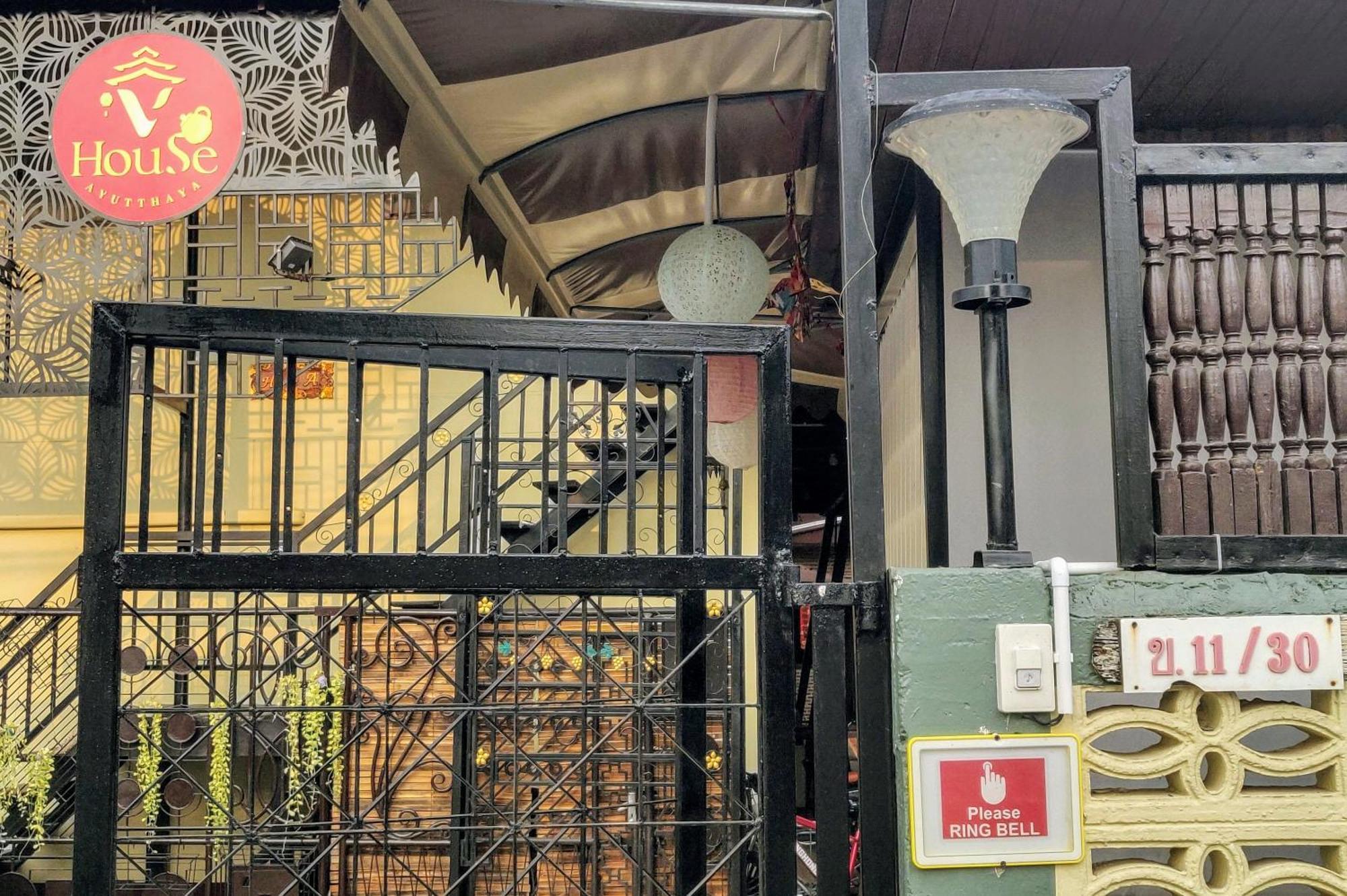 V House Hotel Phra Nakhon Si Ayutthaya Luaran gambar